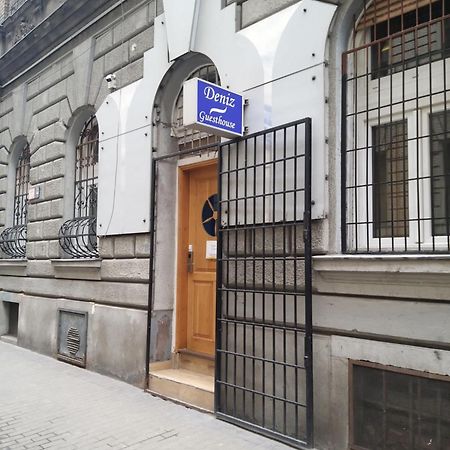 Deniz Guesthouse Boedapest Buitenkant foto