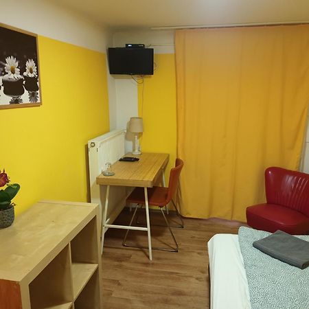 Deniz Guesthouse Boedapest Buitenkant foto